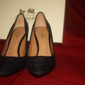 BLACK PUMPS BY COACH